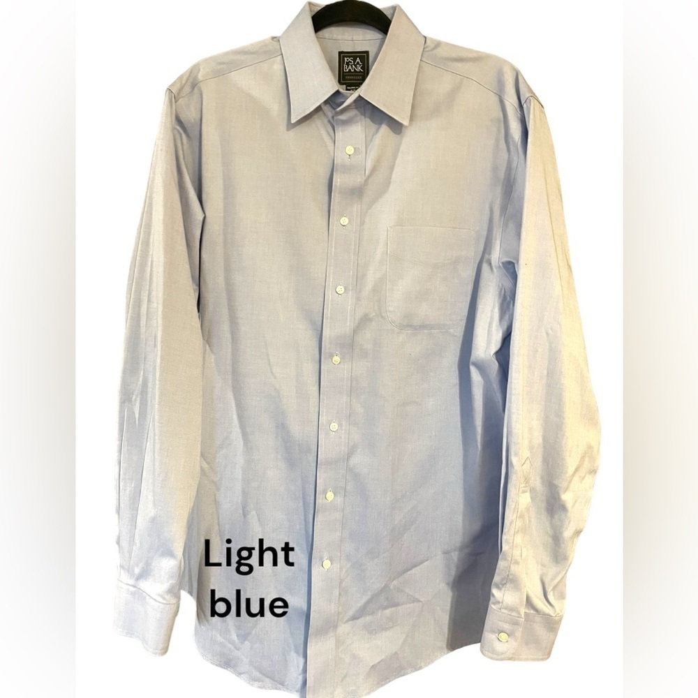 Jos A Bank Light Blue Tailored Fit Travelers Collection cotton button down shirt